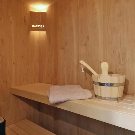 Holiday home Awesome In Lembruch-duemmer With Wifi